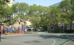 The basketball courts at Asser Levy Park in Gramercy. 