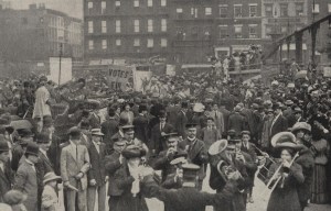 This grainy photo from NY History blog is the only picture I could find from this rally. If you've got a better one, lemme know.